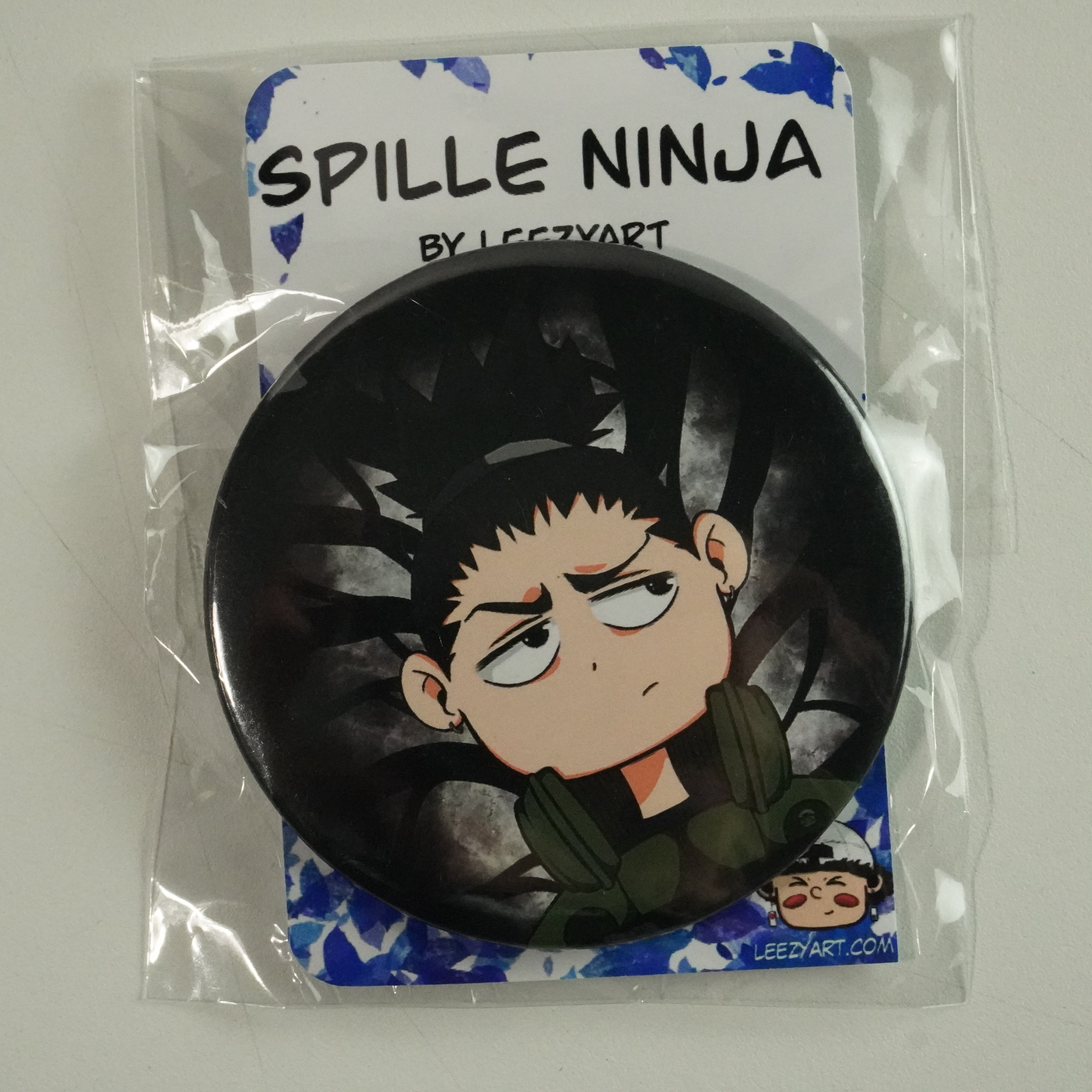 SPILLA TONDA GENIO DELLE OMBRE CHIBI