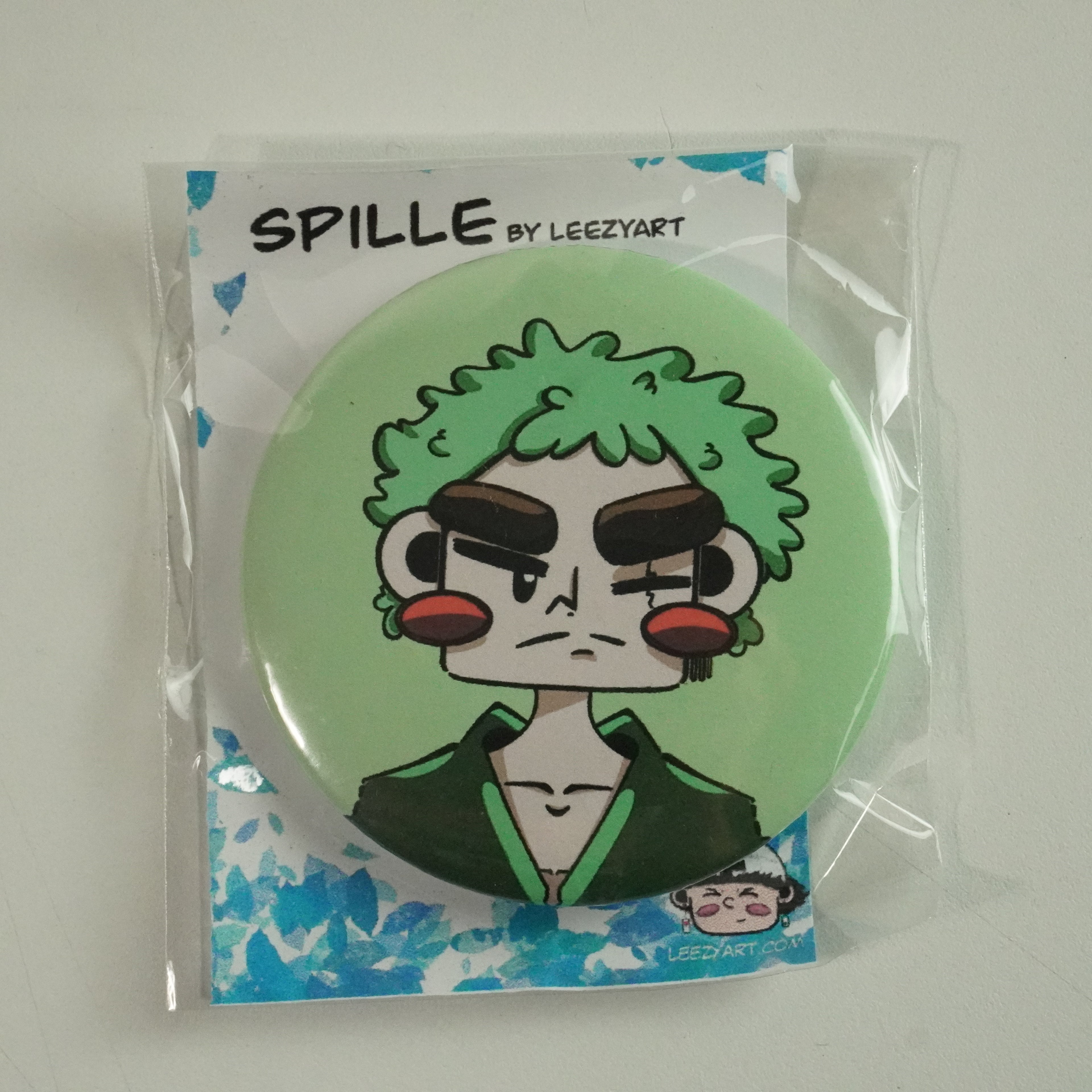 SPILLA TONDA UOMO SPADA CHIBI
