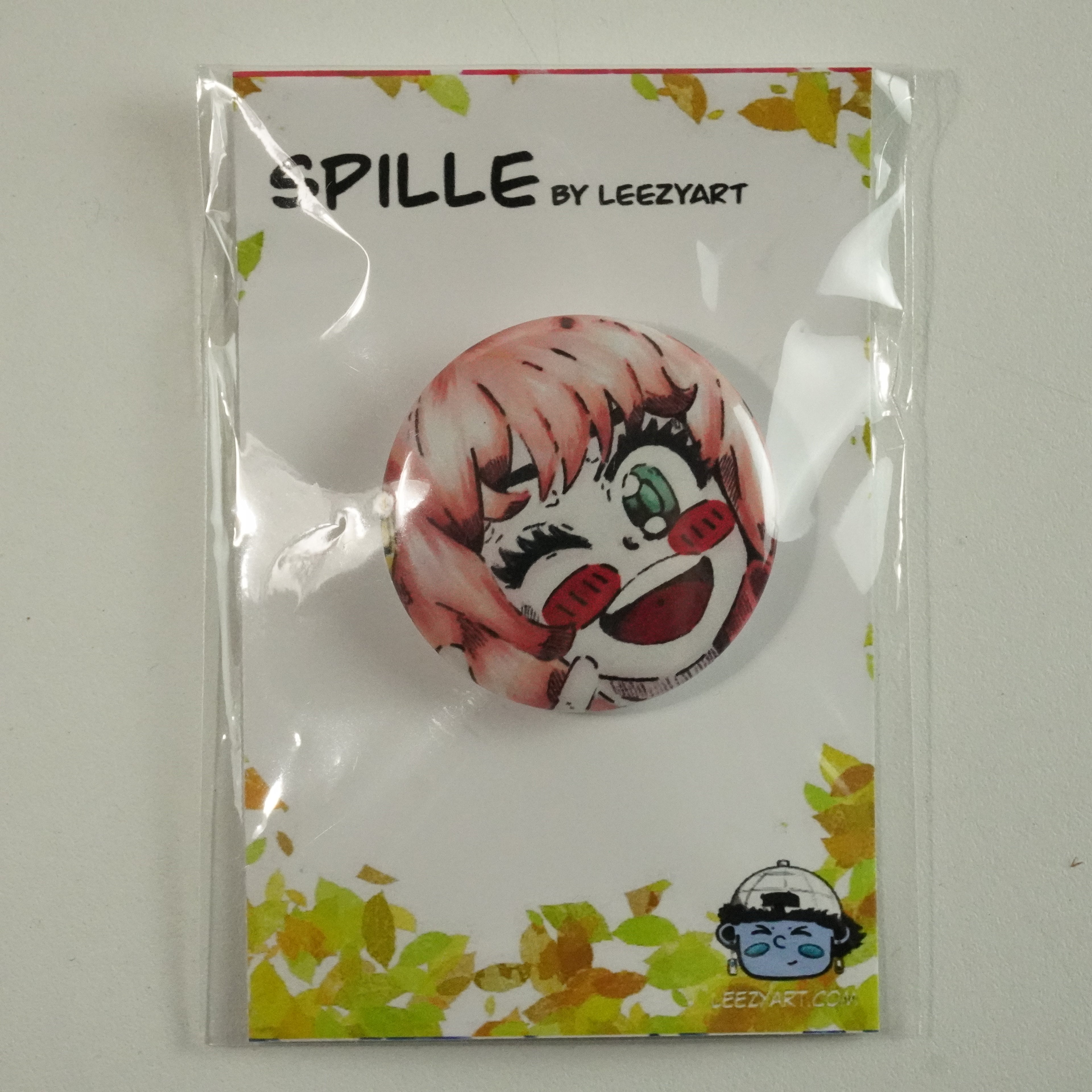 SPILLA TONDA CUTE GIRL CHIBI