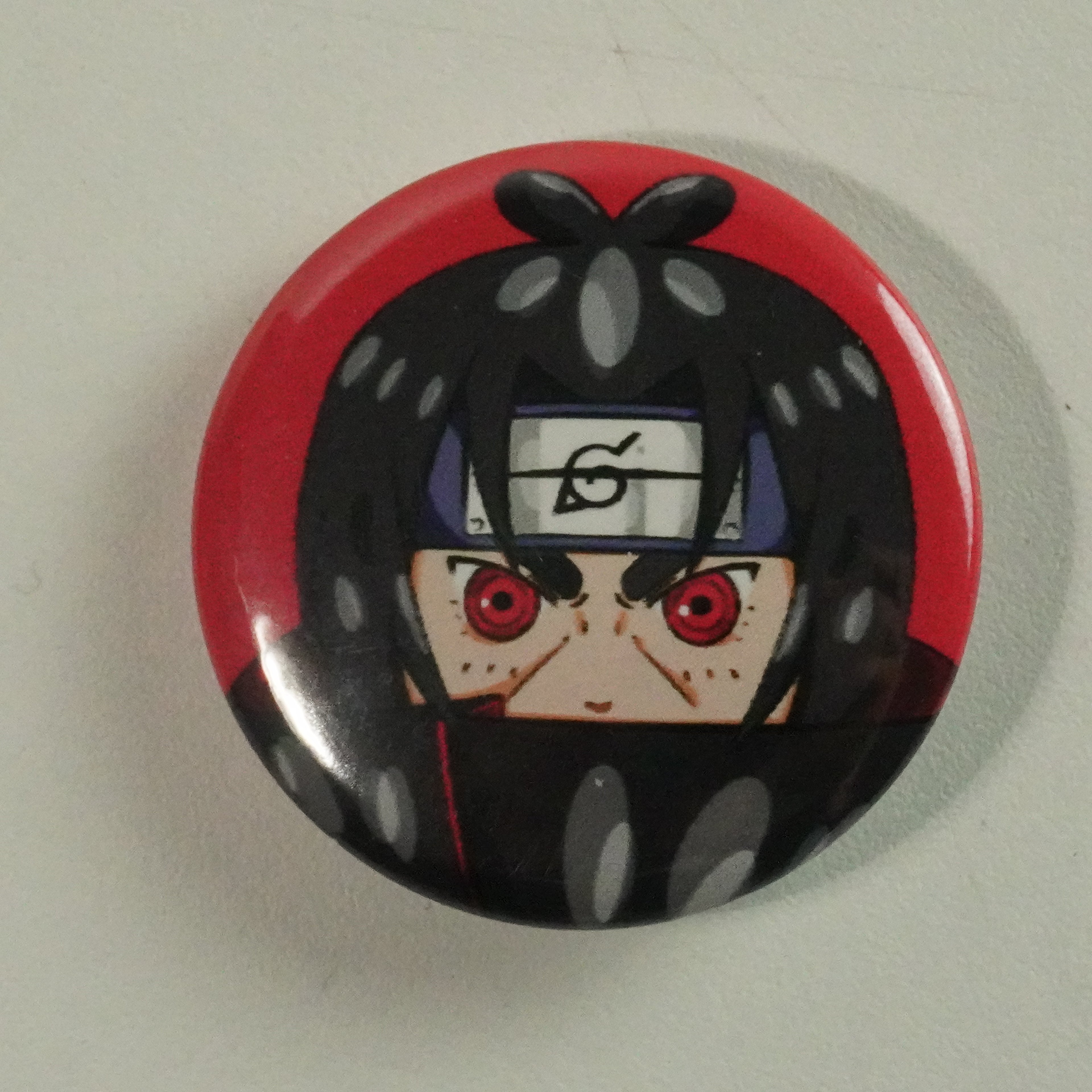SPILLA TONDA GUARDIANO CHIBI