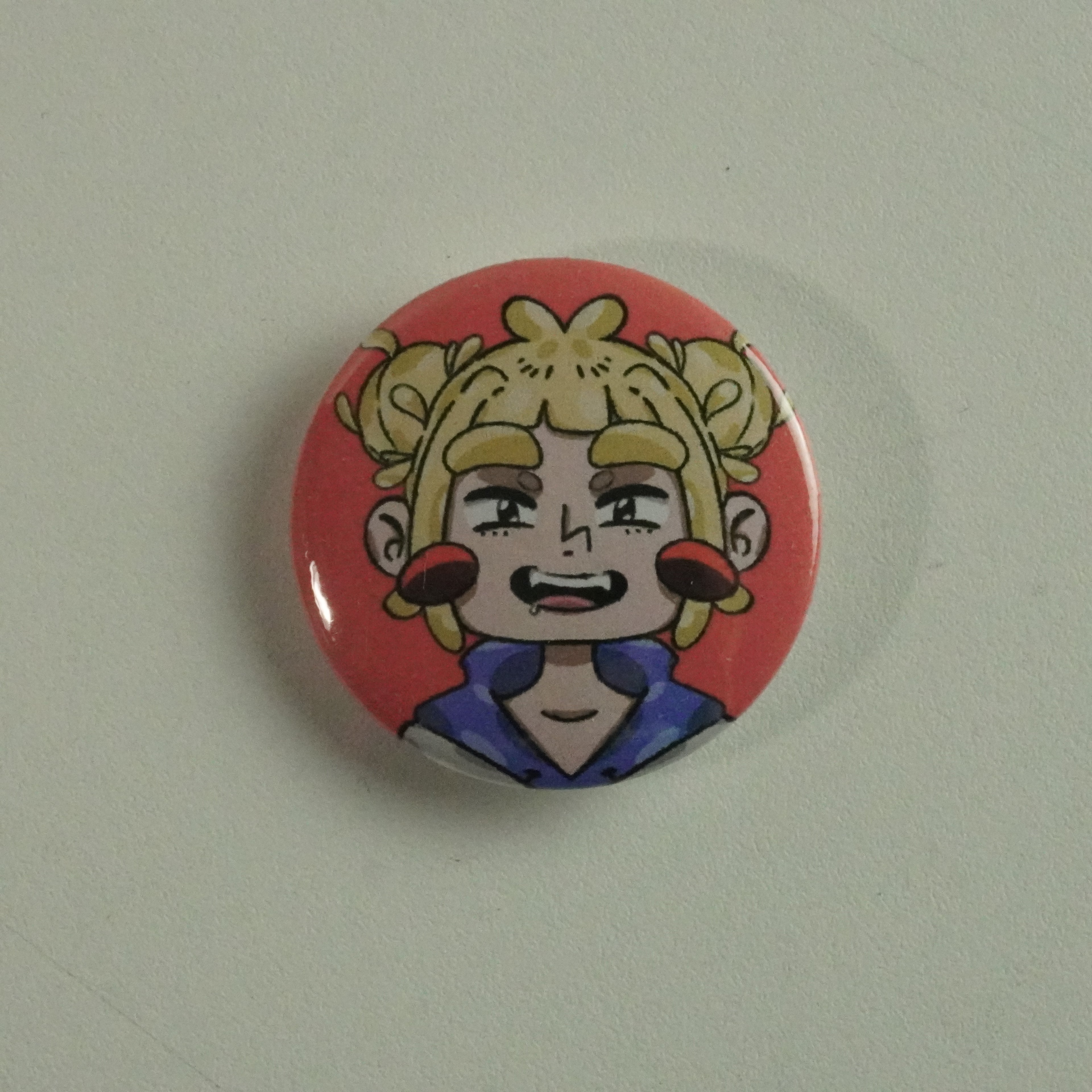 SPILLA TONDA SORRISO CRUDELE CHIBI